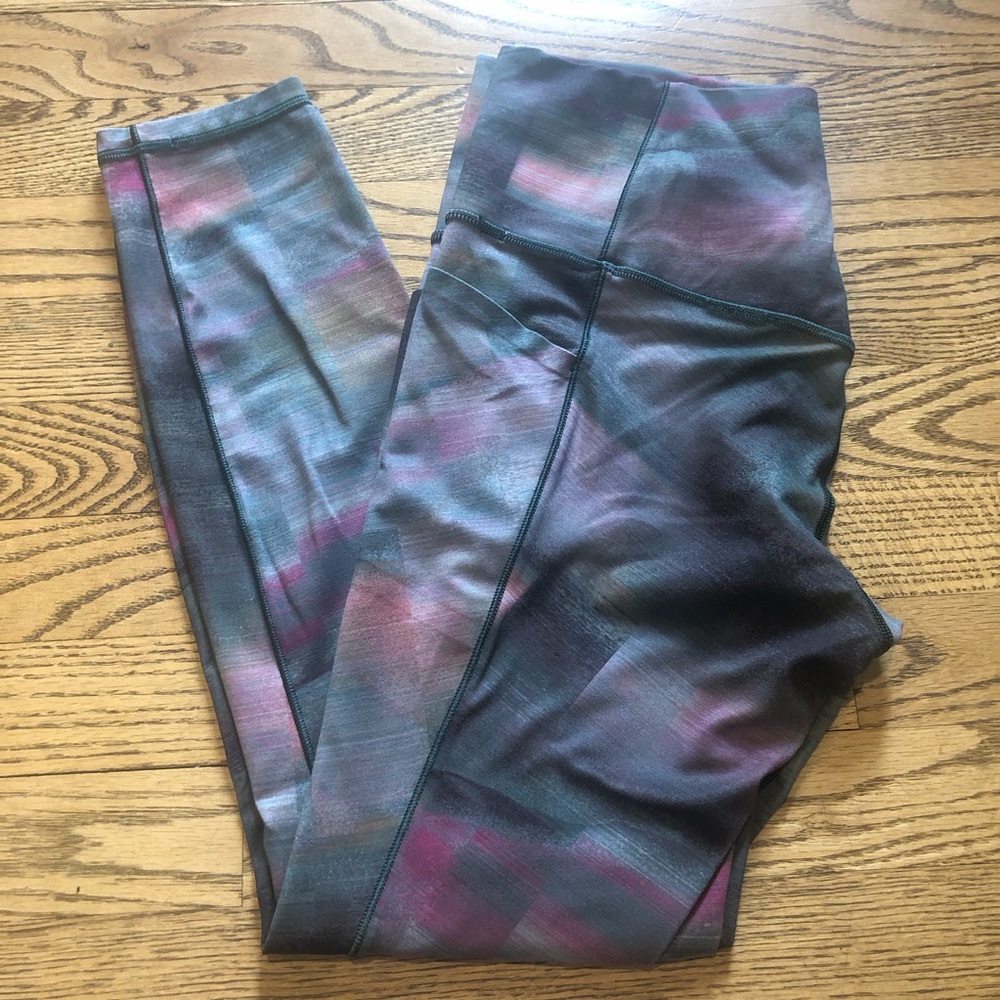 Athleta Salutation Stash Tight Legging Tatlow Abstract Green